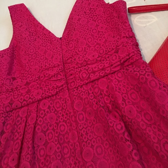 Fun fuschia lace by Trina Turk! - Picture 6 of 8